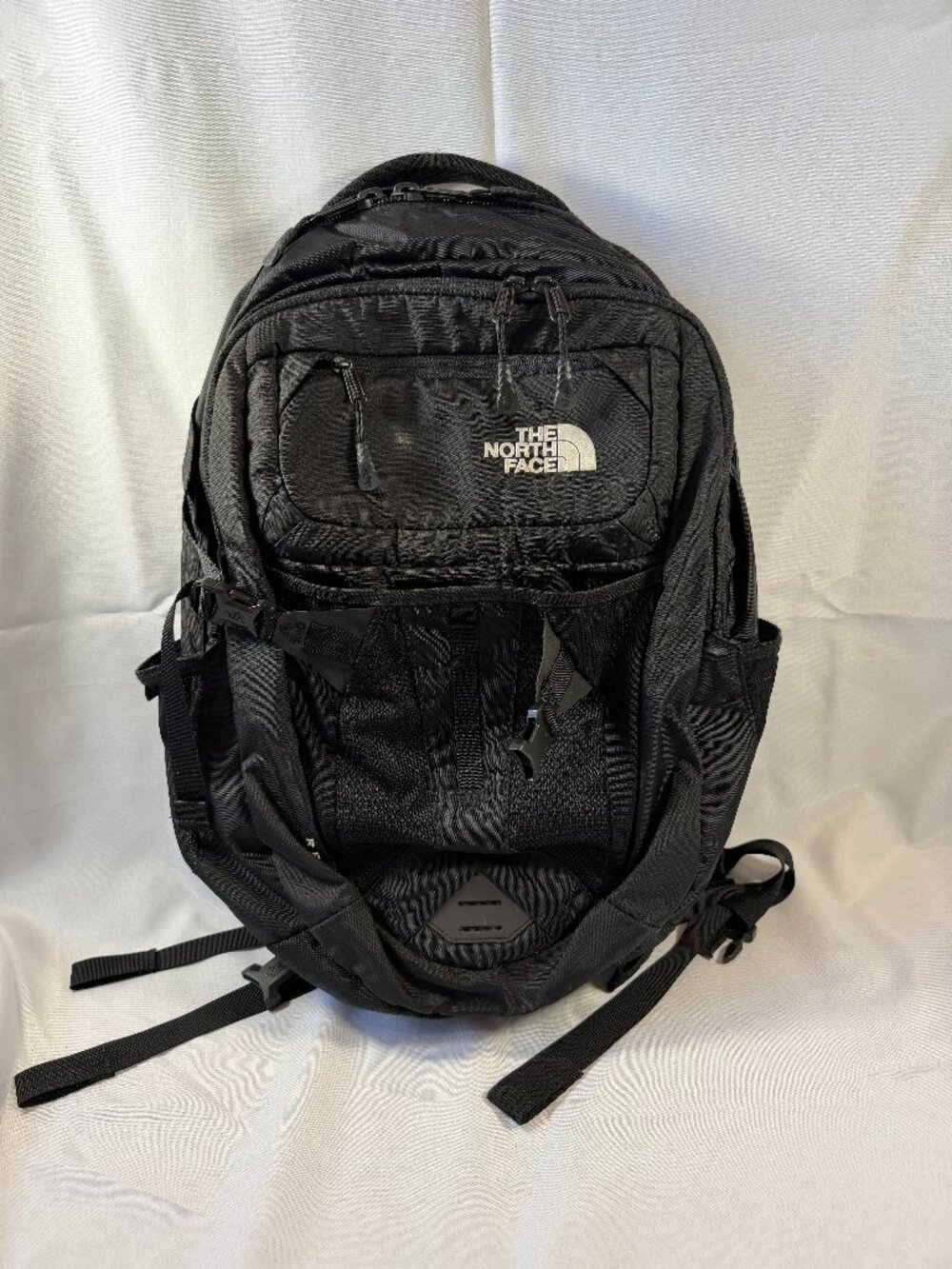 The North Face Recon Backpack, Black EUC